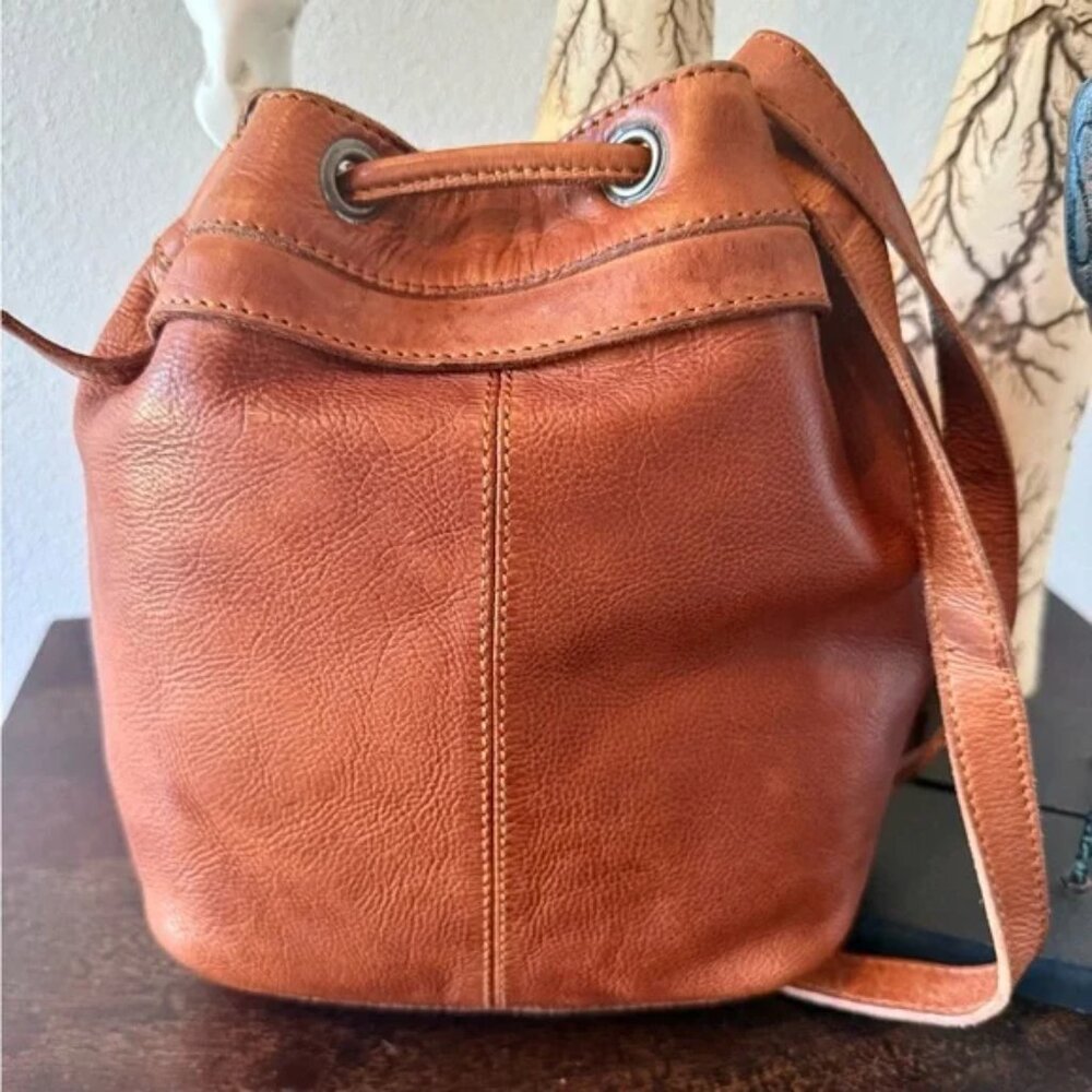 Beautiful Vilenca Holland Leather Bucket Bag FIRM PRICE PLEASE NEW FROM BOUTIQUE - Picture 3 of 5